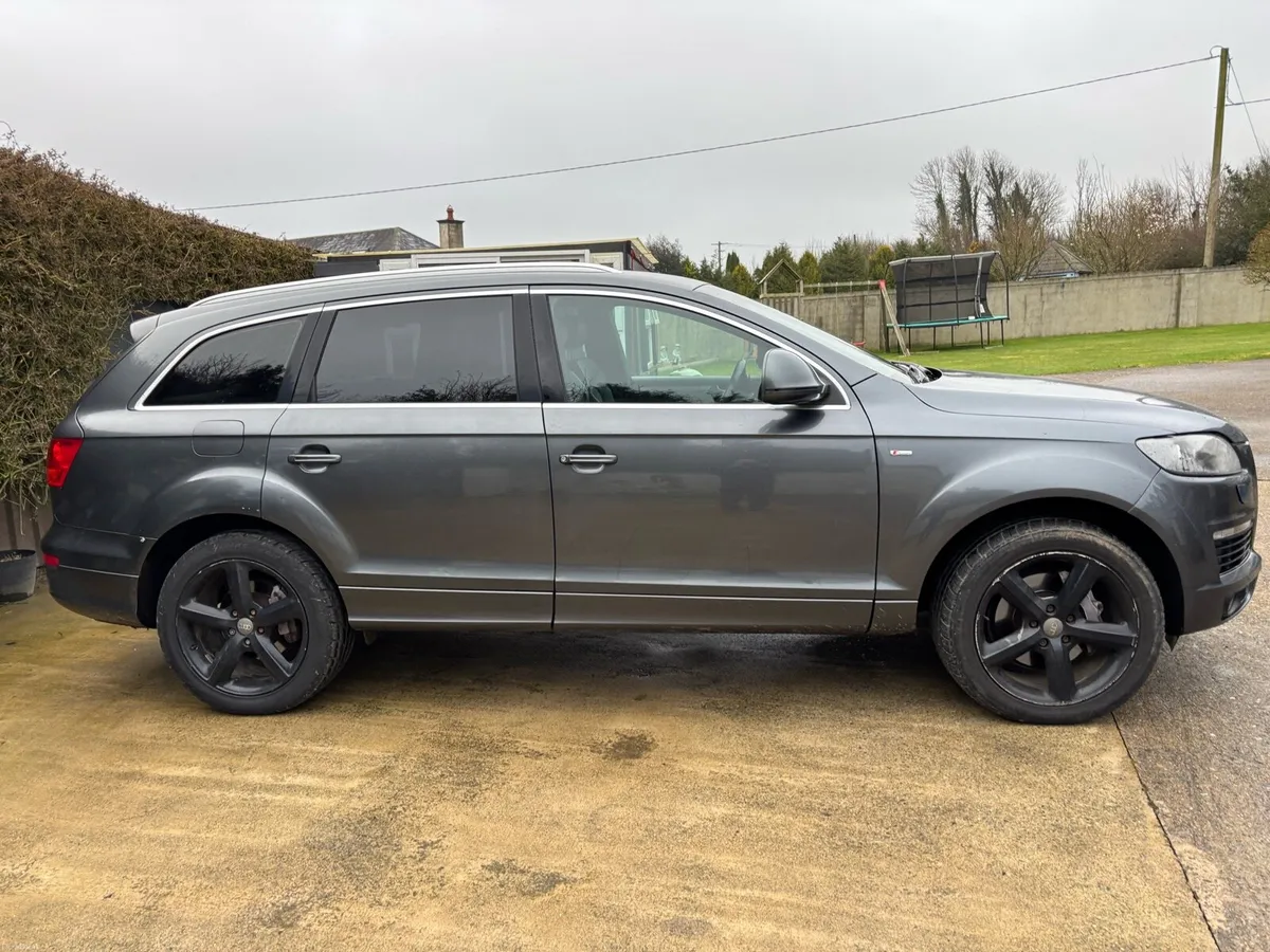 audi Q7 - Image 3