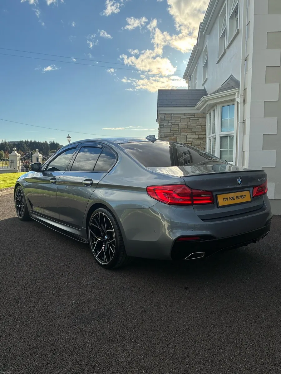 BMW 520d - Image 2