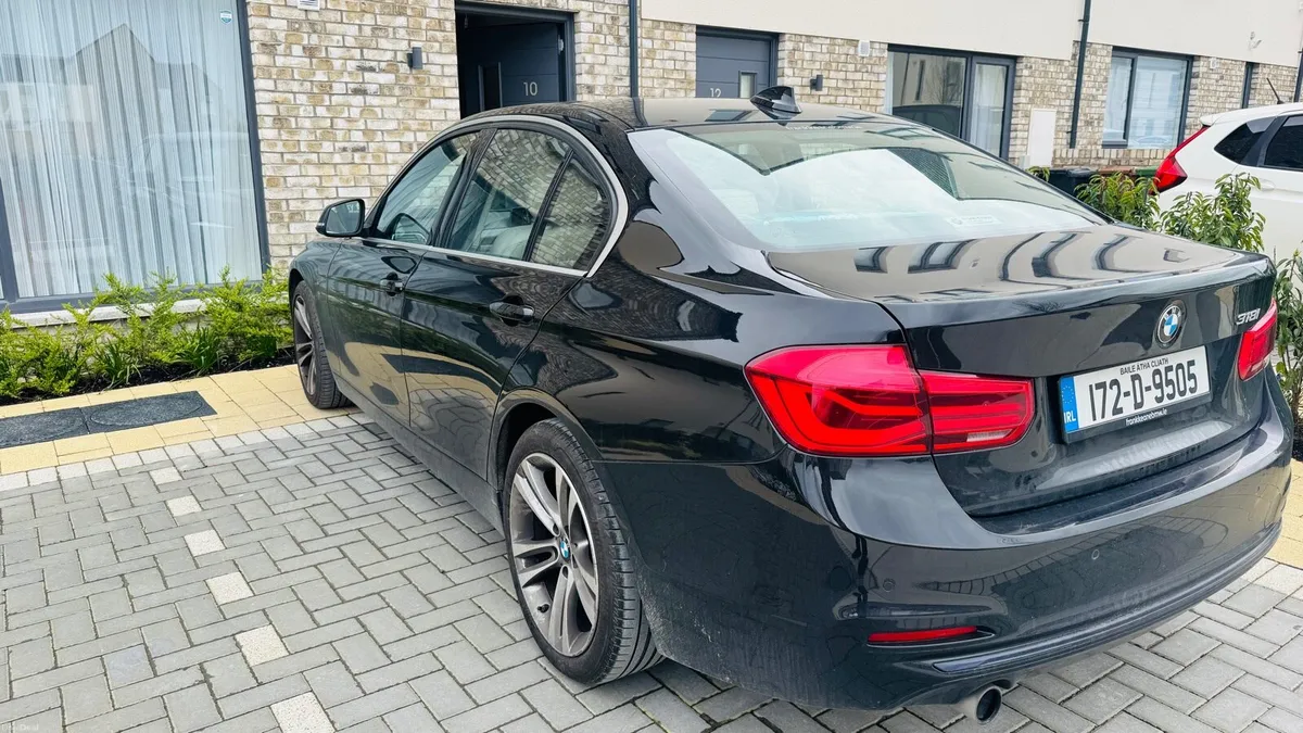 BMW 318i Sport (2017) 95k Frank Keane BMW Maintain - Image 4