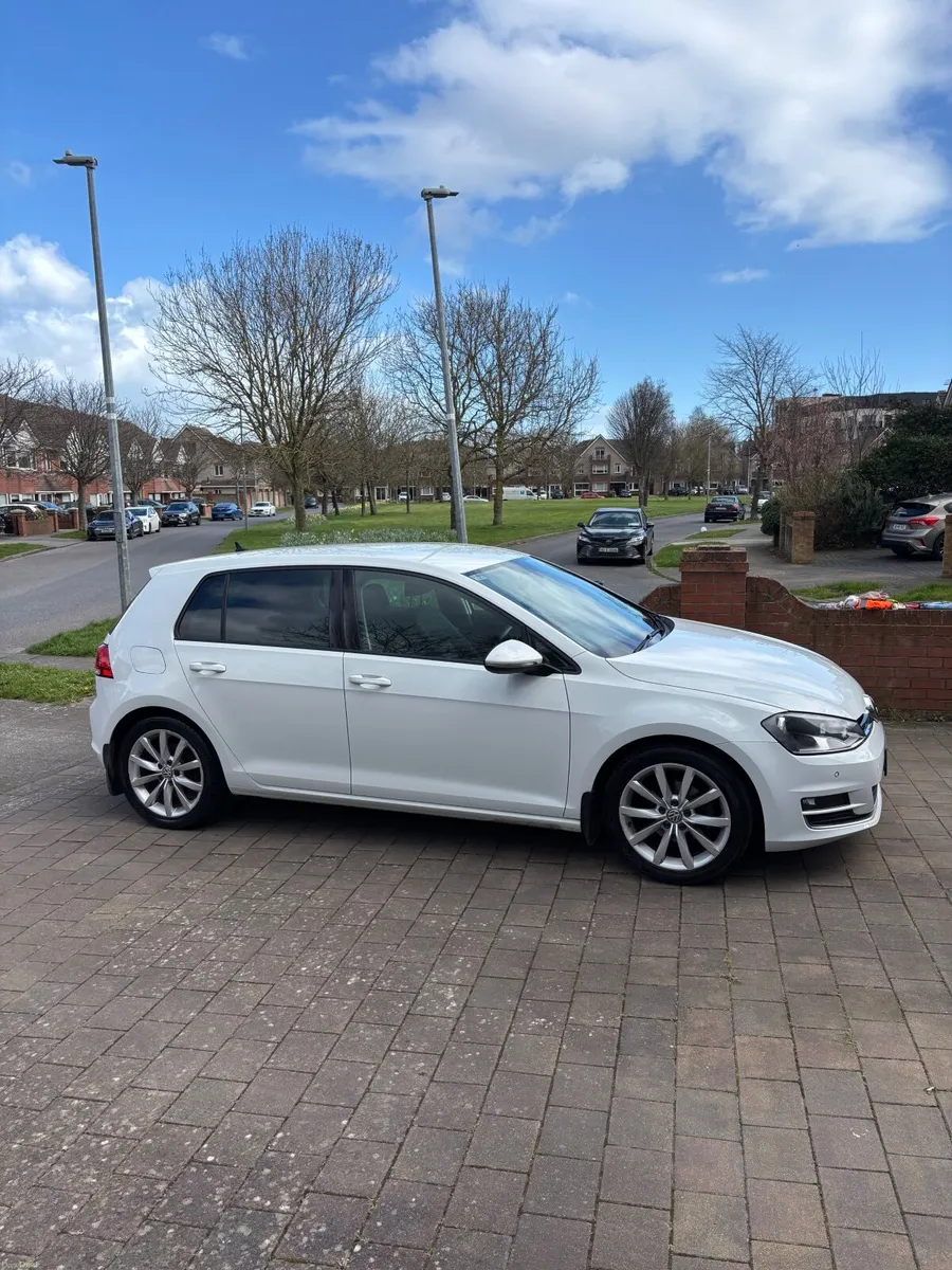 Volkswagen Golf 2015 - Image 2