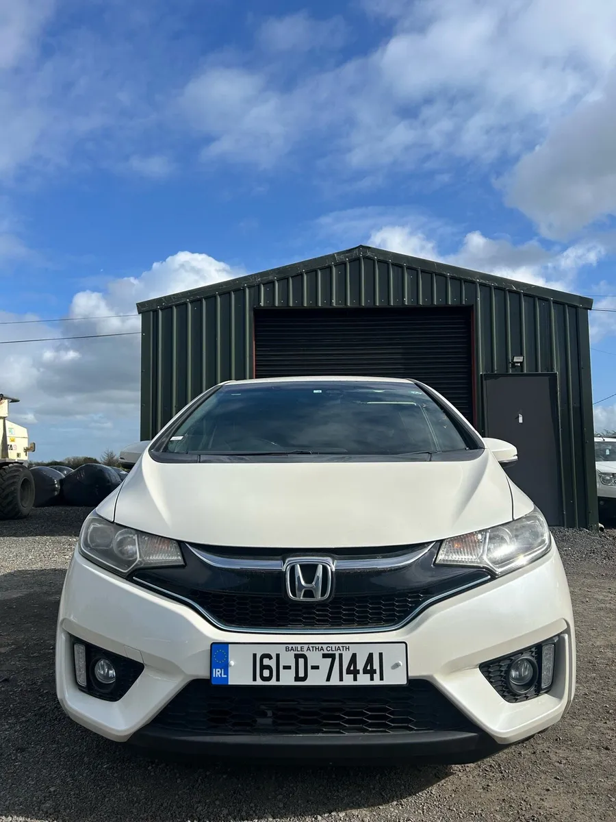 Honda Fit. **S Package ** Hybrid ** - Image 2