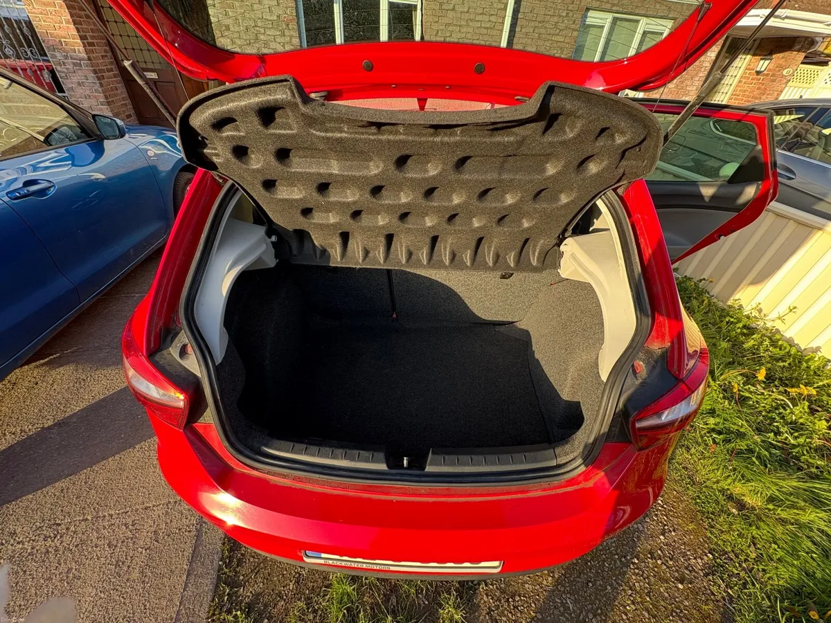 SEAT Ibiza 2016 - Image 4