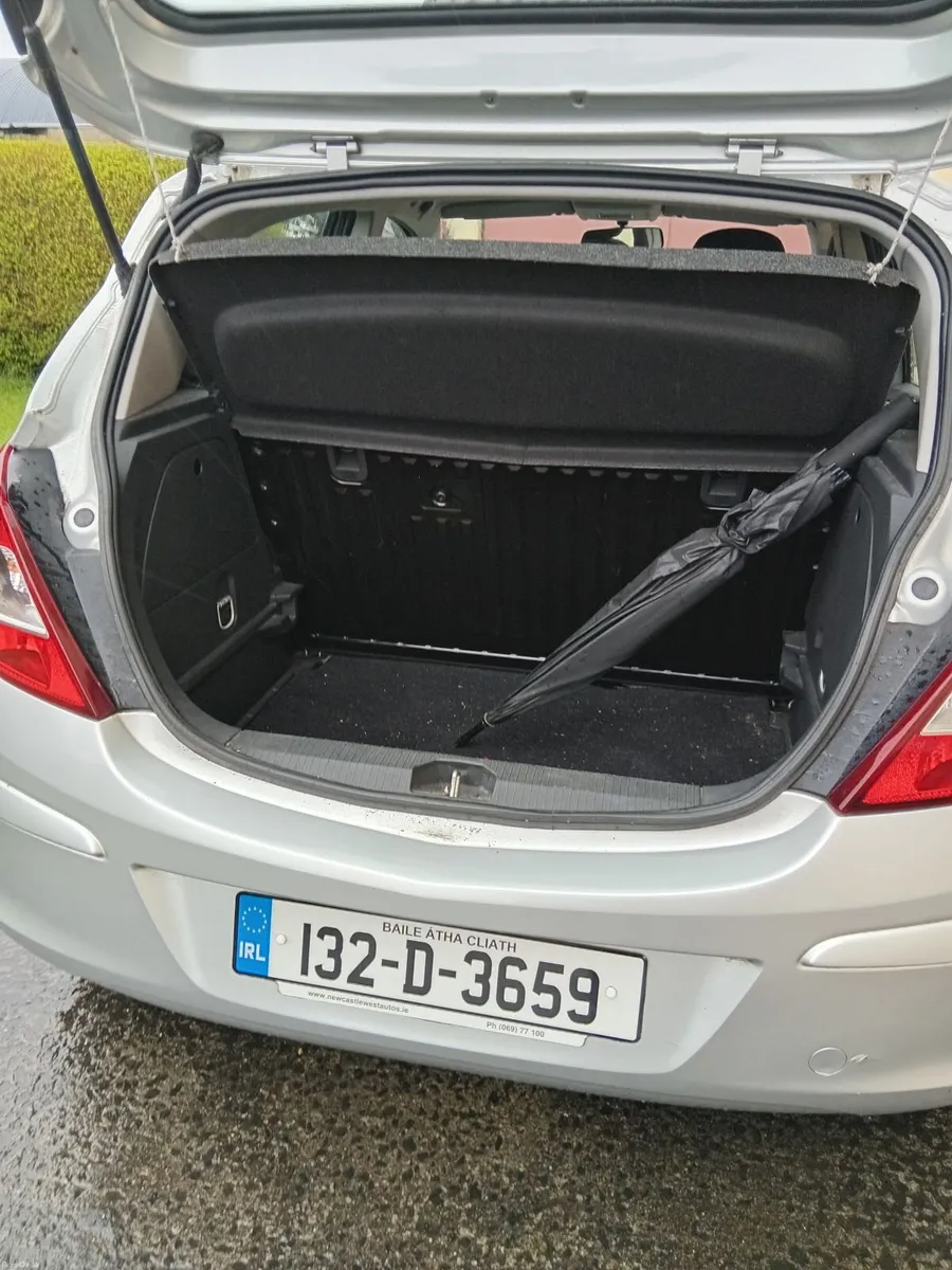 Opel Corsa 2013 - Image 2