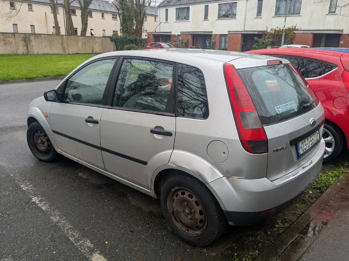 Ford Fiesta 2003 - Image 2