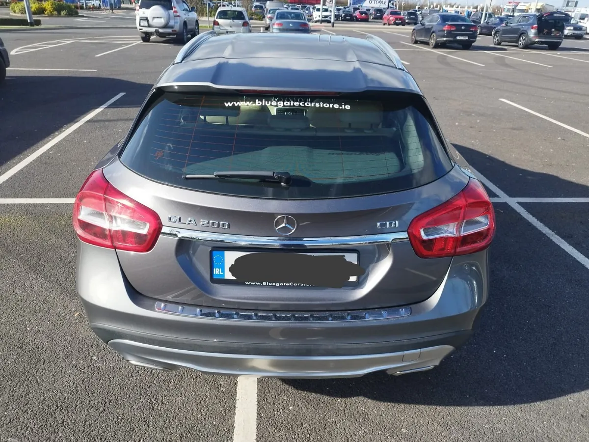 Mercedes-Benz GLA 2015 - Image 3