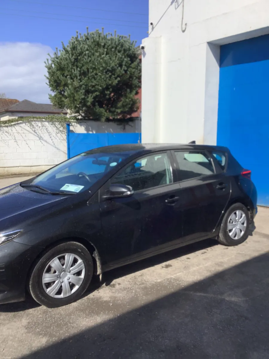 Toyota Auris 2016 1.4 D - Image 3