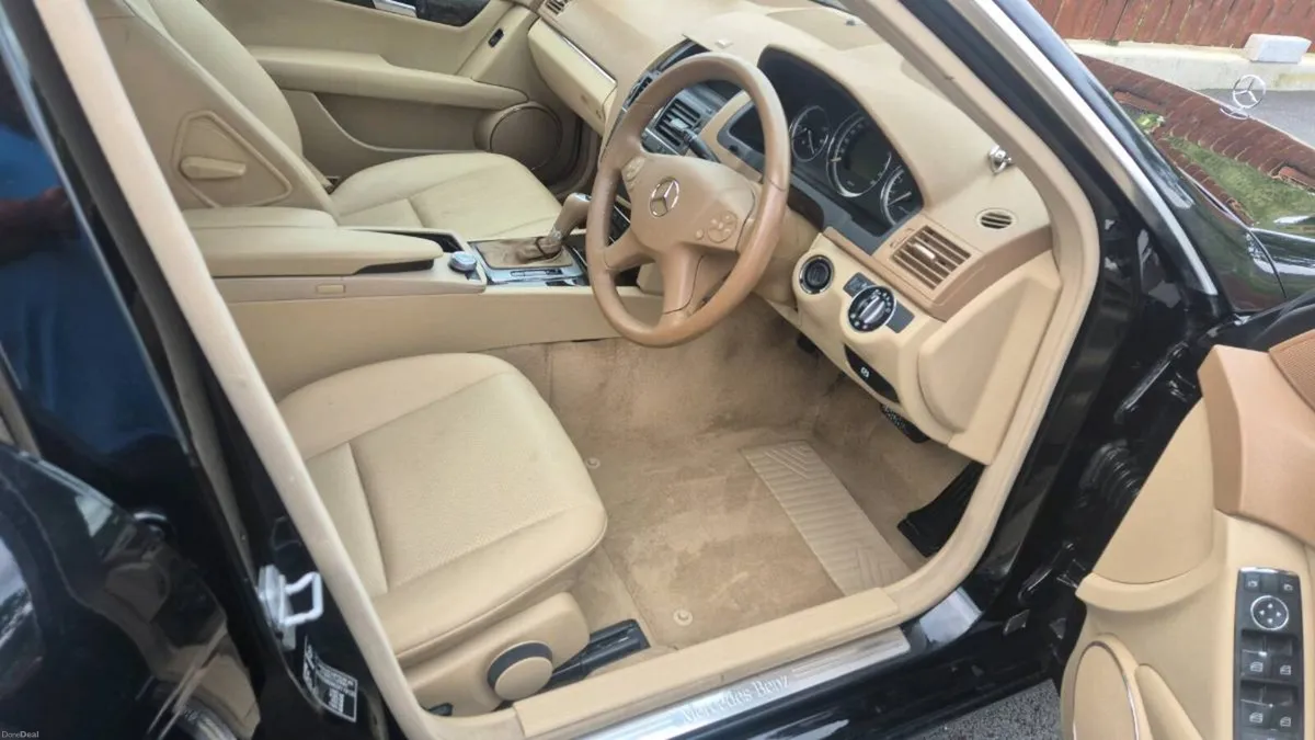 Mercedes c180 kompressor elegance - Image 4