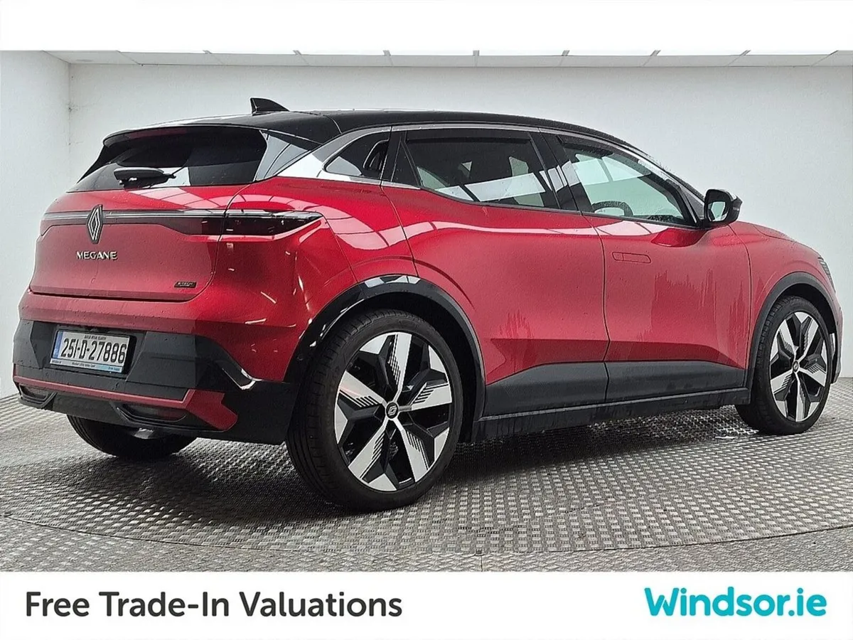 Renault Megane E-Tech TECHNO 60 Kwh - Image 3