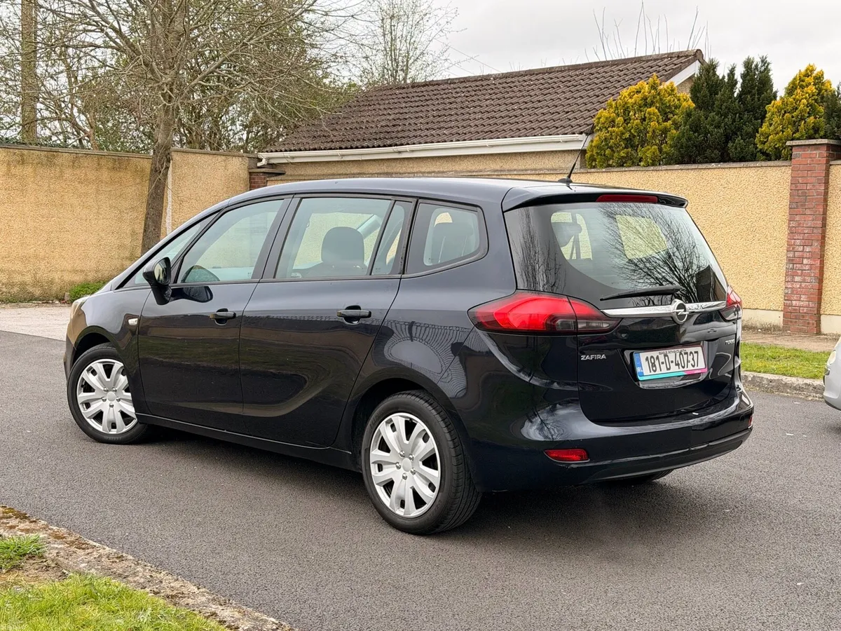 Opel Zafira 2018 1.4 automatic - Image 3