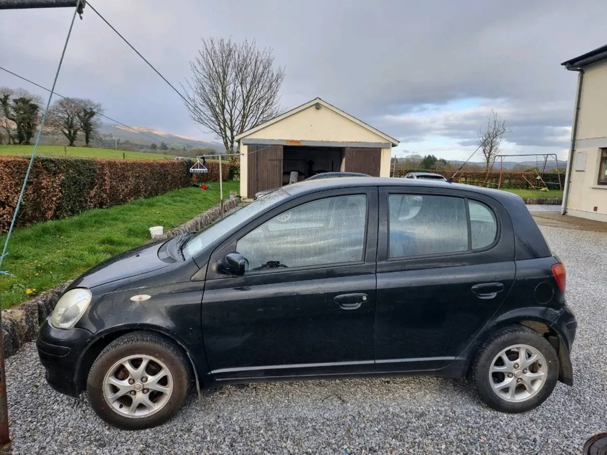 Toyota Yaris 5 door - Image 3