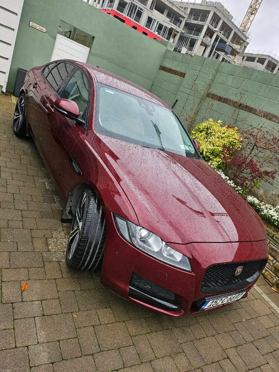 Jaguar xf portfolio - Image 3
