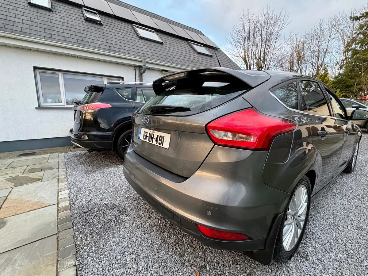 Ford Focus 1.6D Zetec - Image 3