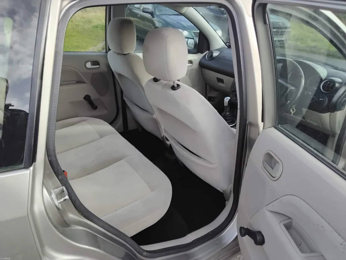 Ford Fiesta   ( READ ADD) - Image 2