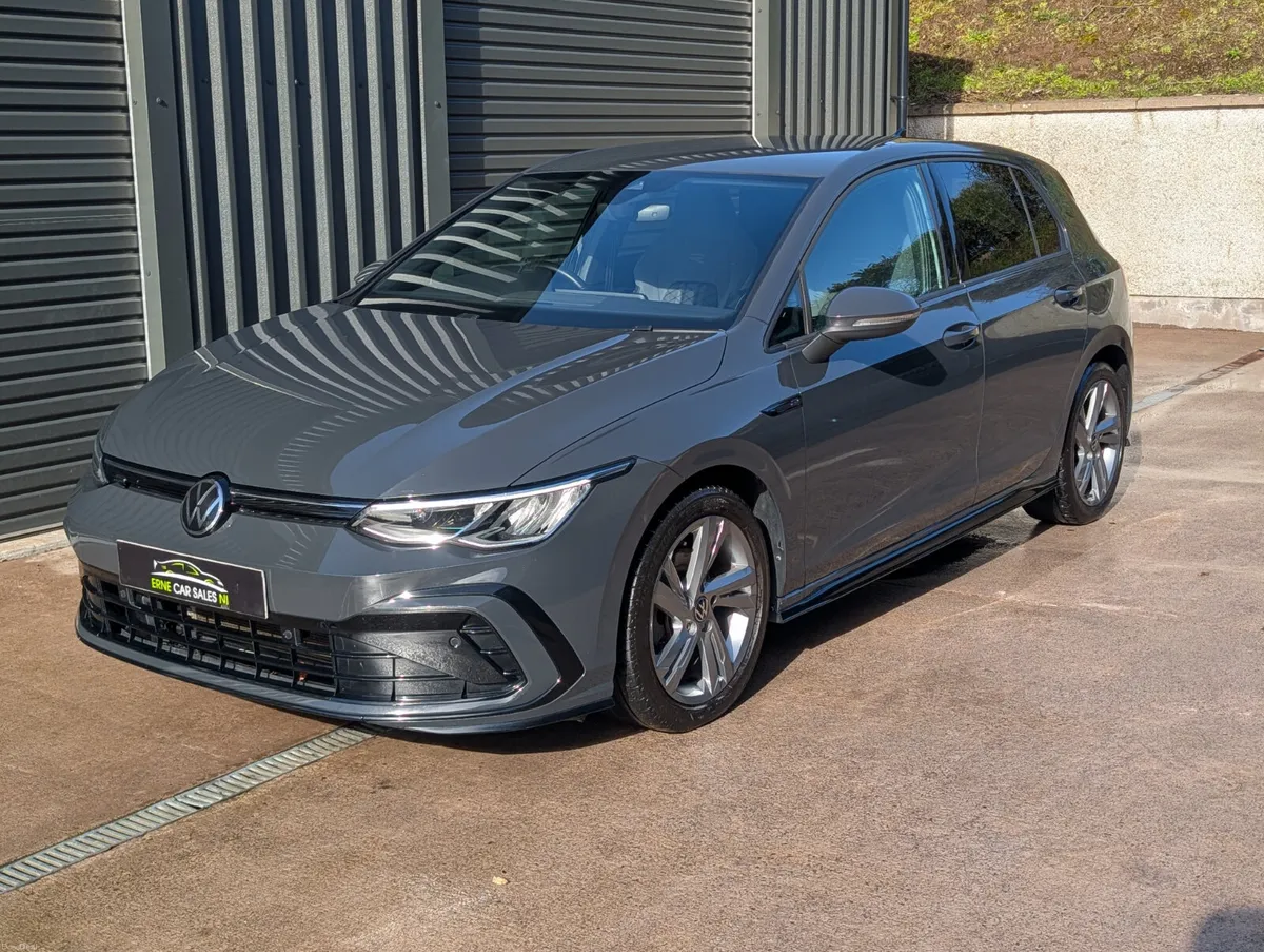 2022 Volkswagen Golf 1.5Tsi 150 R-line - Image 3