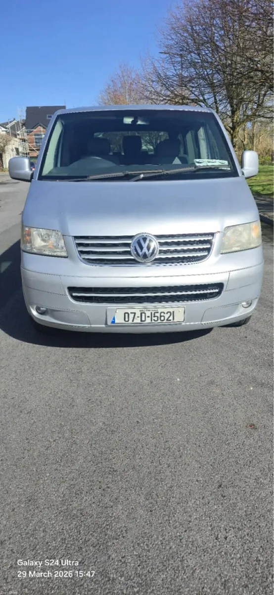 VOLKSWAGEN CARAVELLE T5 8 SEATER MINI BUS - Image 2