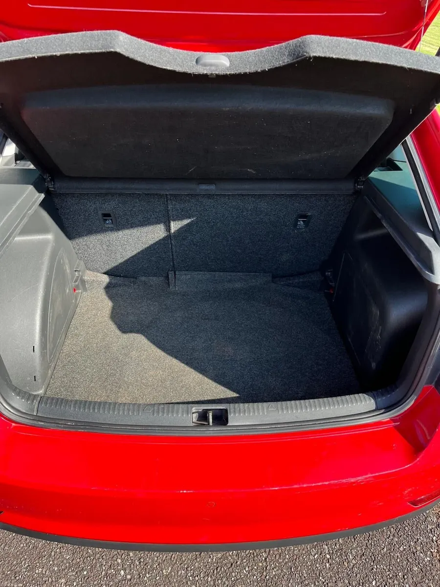 Skoda Rapid 2015 - Image 4