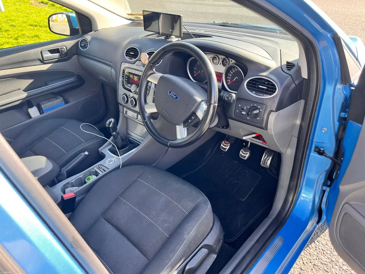 Clean Ford Focus 2010 - NCT 12/26 - Image 2