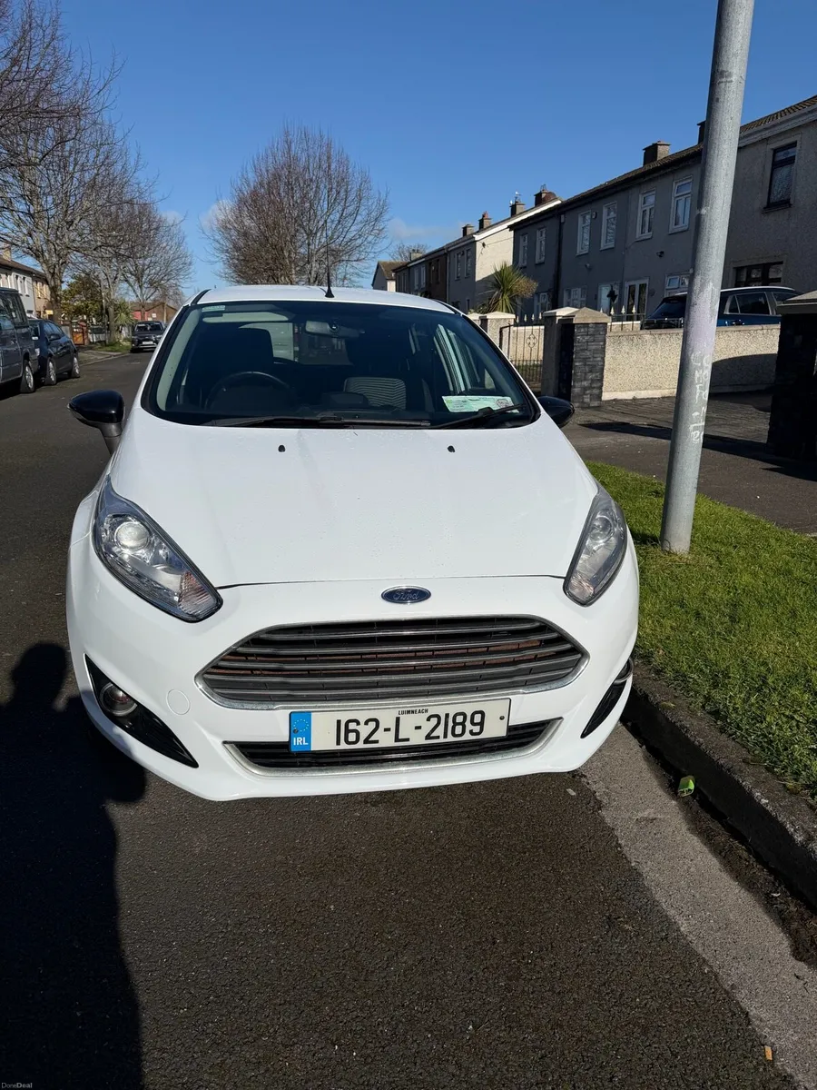 Ford fiesta - Image 4