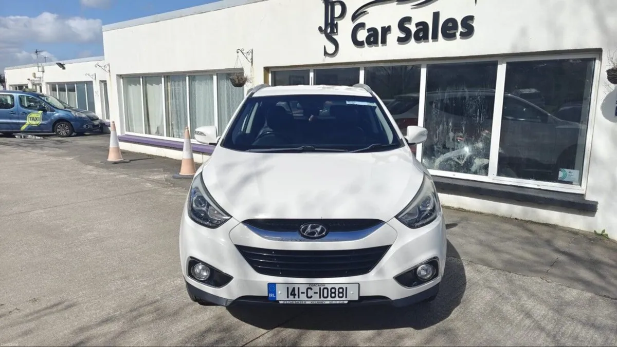 Hyundai ix35 1.7d Exec/SE - Image 2