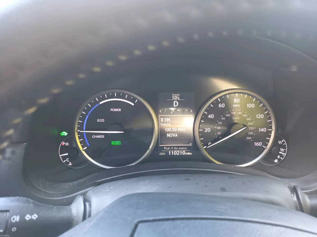 Lexus nx300h - Image 3