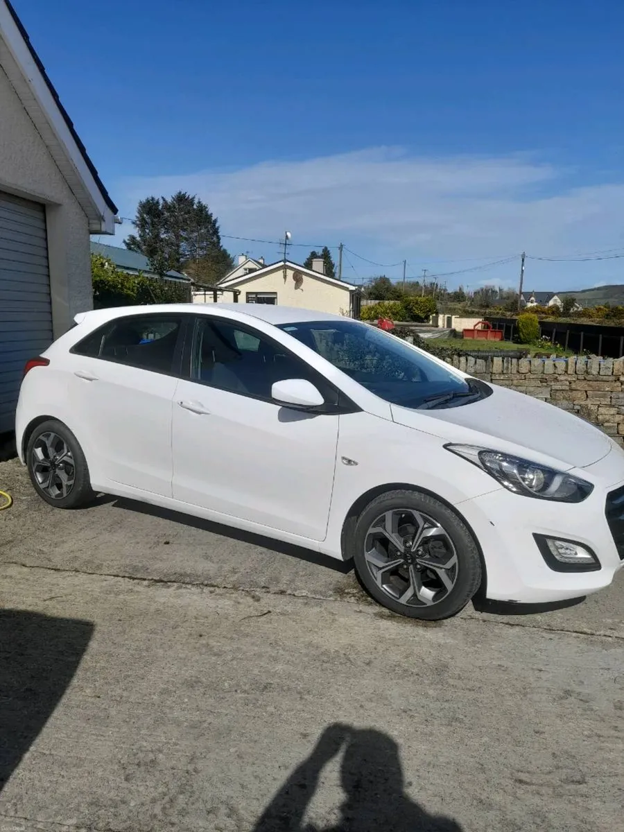 Hyundai i30 1.6crdi  2016 - Image 1