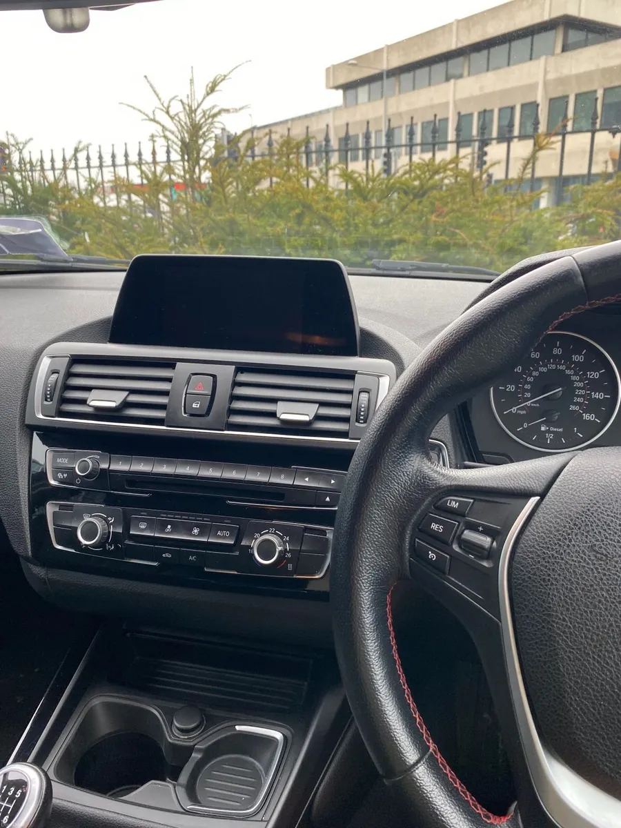 BMW 1-Series 2016 - Image 2