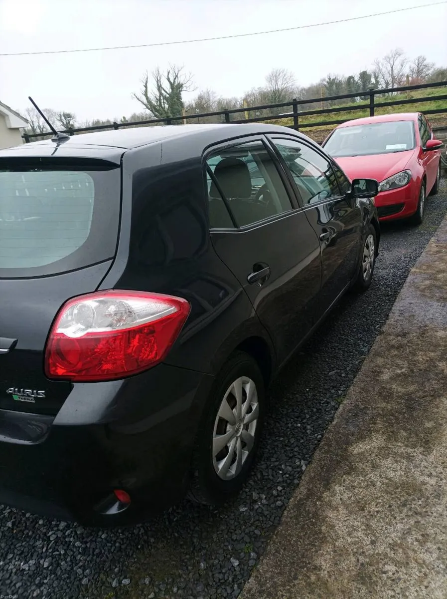 Toyota auris - Image 3