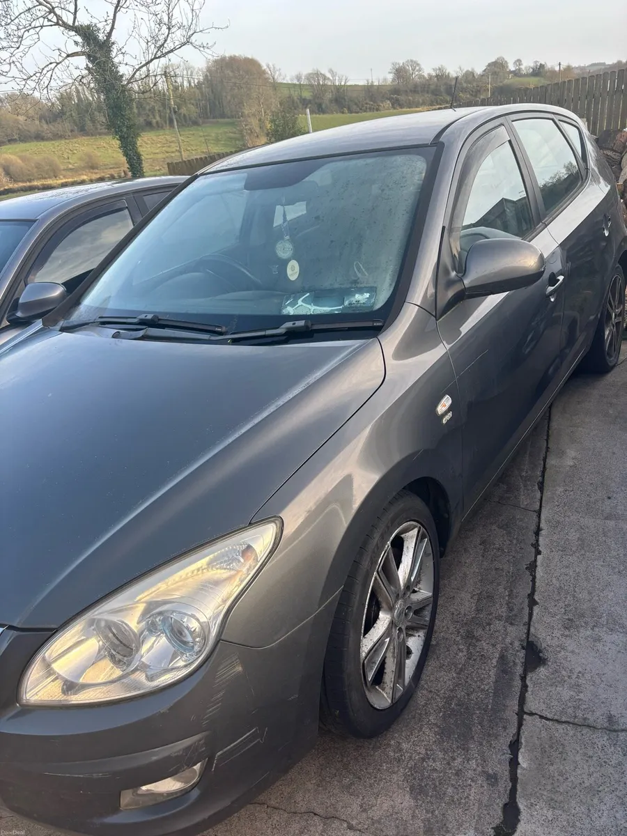 Hyundai i30 - Image 2