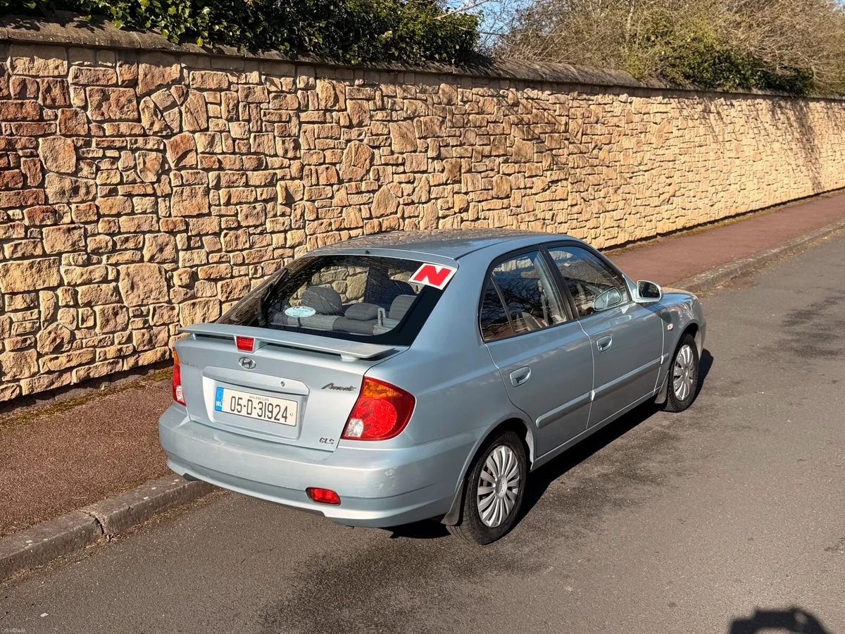 Hyundai Accent 1.3L AUTOMATIC NCT 3/27 114k miles - Image 4