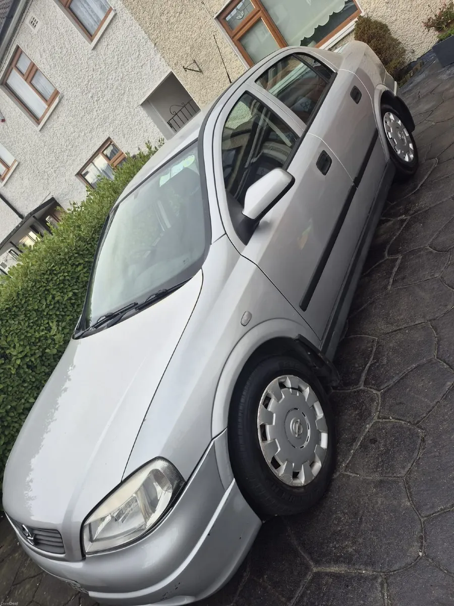 Opel Astra 2002 - Image 1