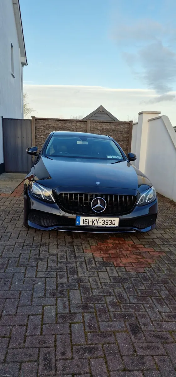 Mercedes Benz E220 ,2016 - Image 1