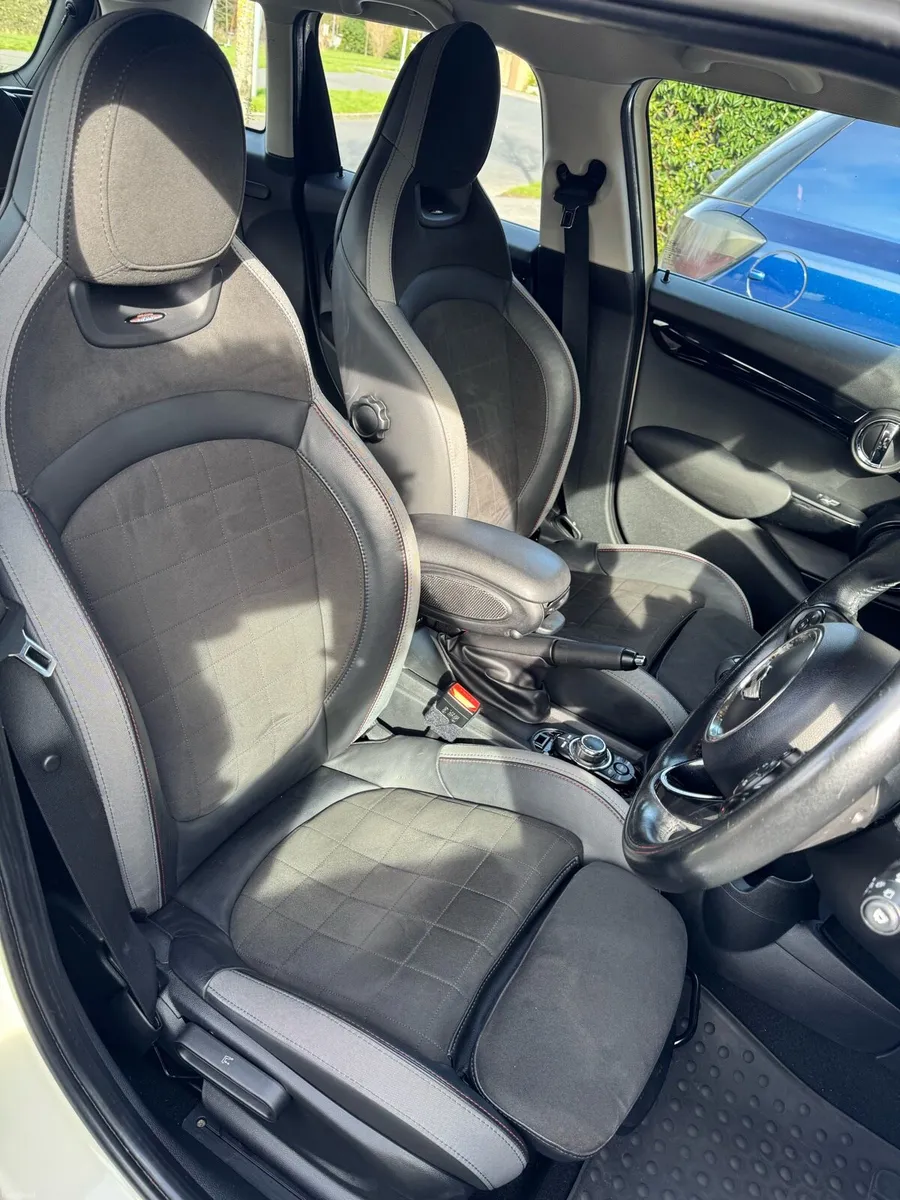 Mini Cooper 2015 96,000kms - Image 4