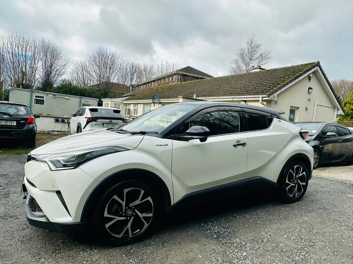 Toyota C-HR 2018 30K Miles Two Tonne - Image 3