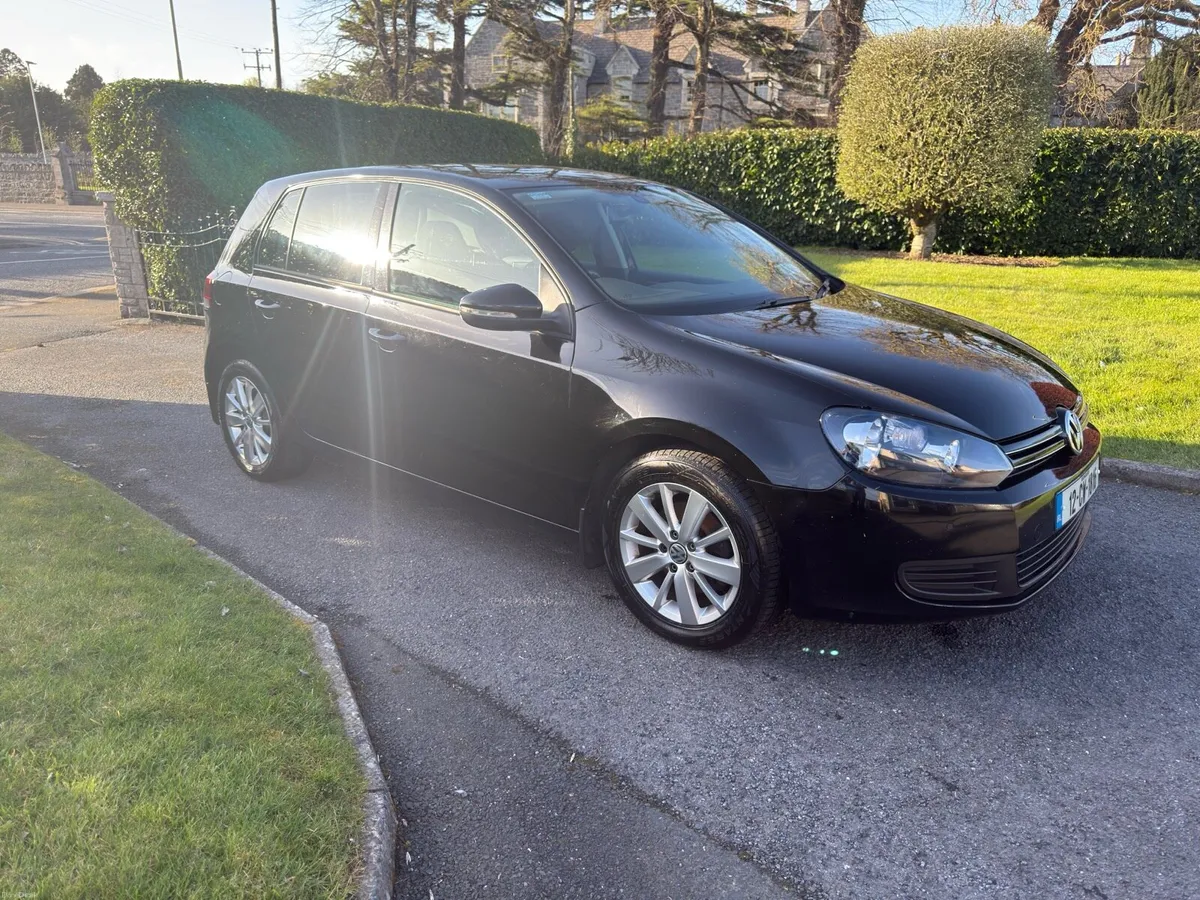 2012 Volkswagen Golf 2.0 TDI - Image 1