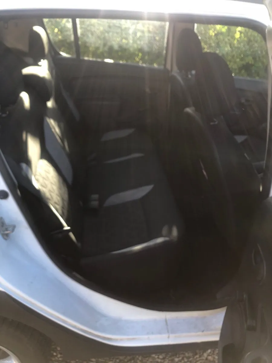 Dacia Sandero Stepway 2015 - Image 2