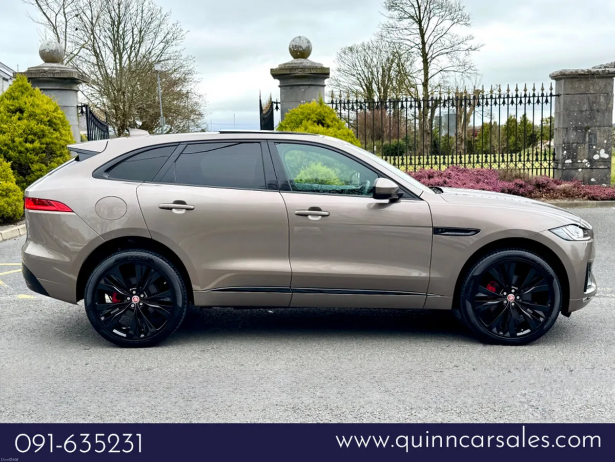 Jaguar F-Pace 3.0d R-SPORT AWD S 300 BHP AUTO==LOW - Image 2