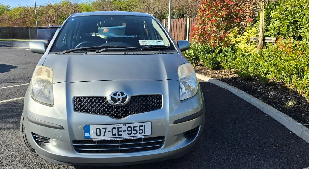 Toyota Yaris 2007 - Image 1
