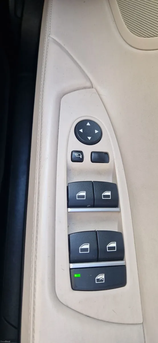 BMW 7-Series 2012 - Image 3