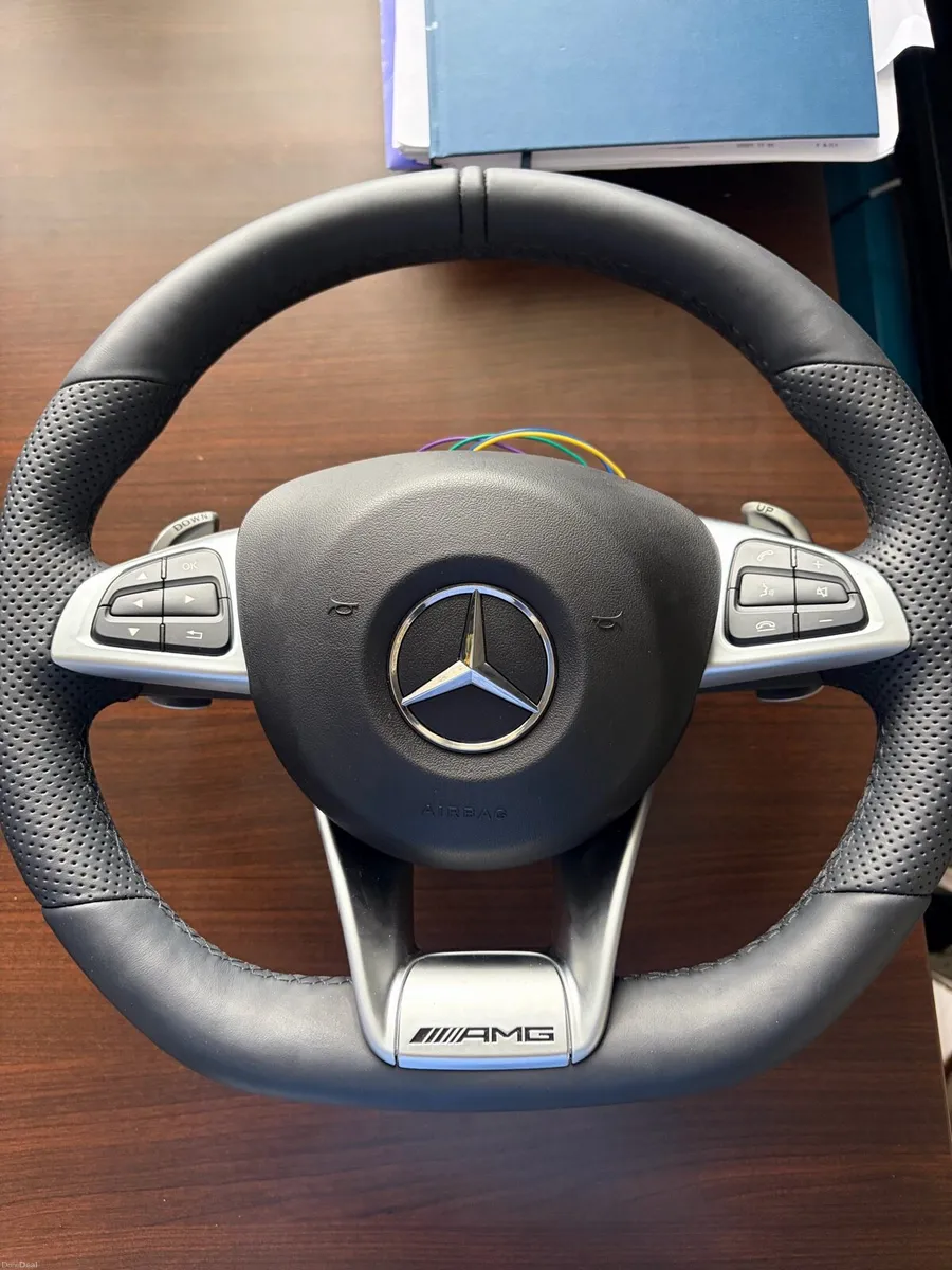 Mercedes Benz a series steering wheel - Image 3