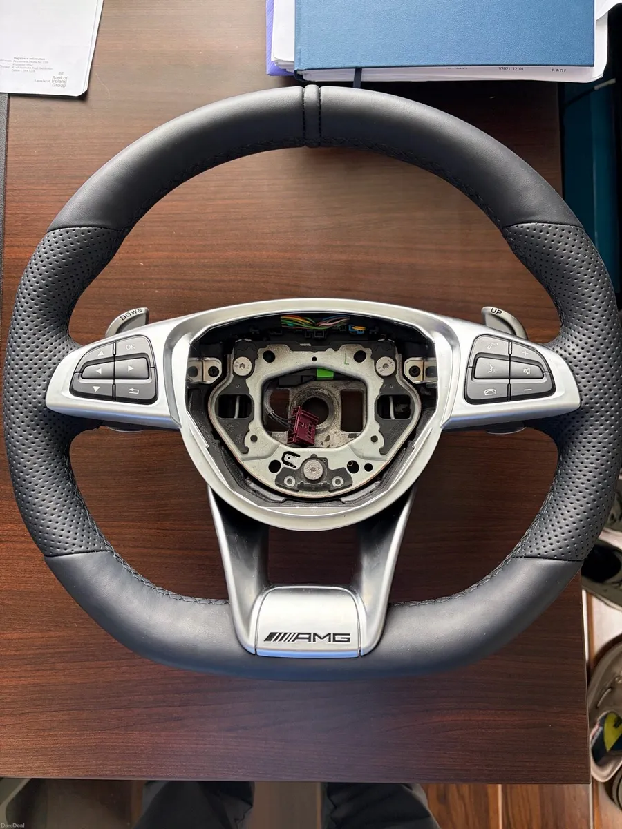 Mercedes Benz a series steering wheel - Image 1
