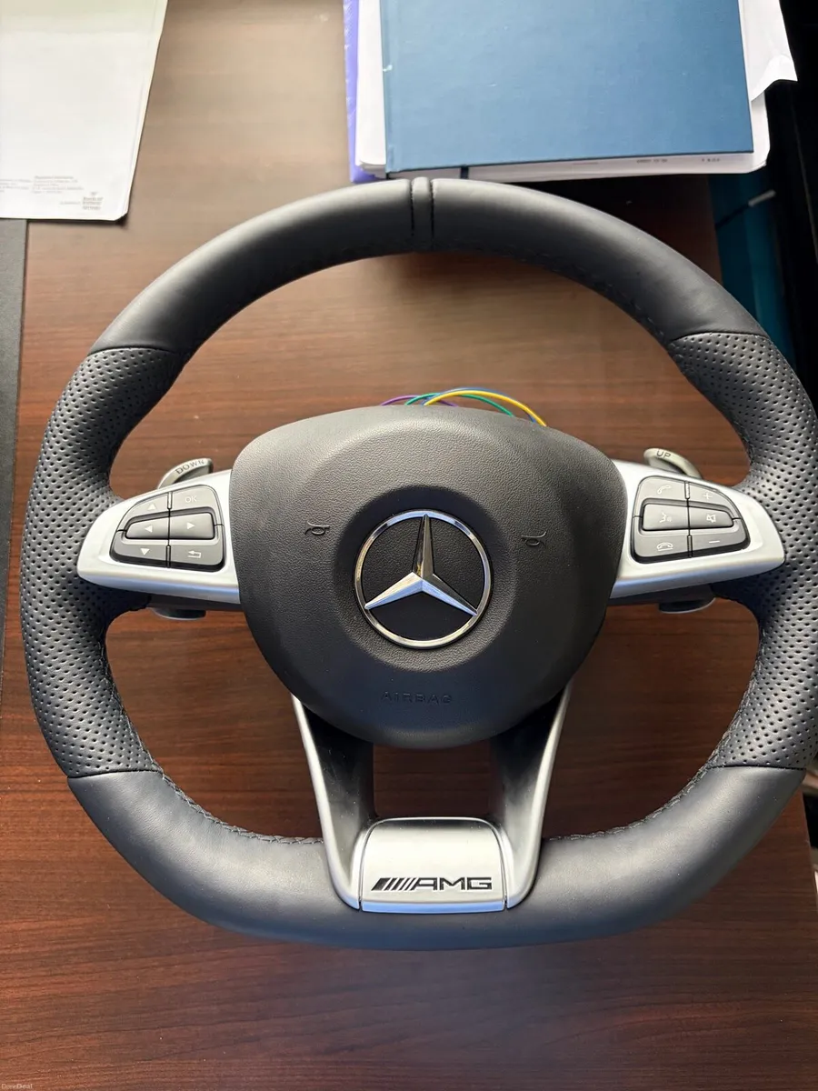 Mercedes Benz a series steering wheel - Image 2