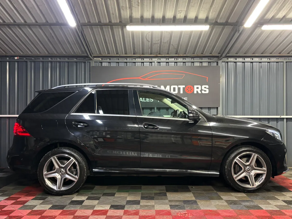 2018 182 Mercedes-Benz GLE GLE 350 D AMG SPORT - Image 4