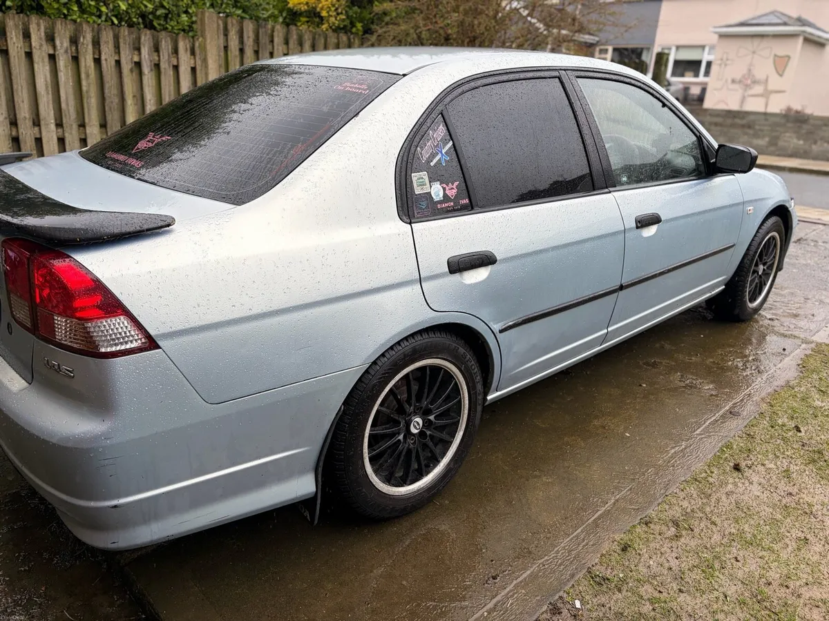 Honda civic - Image 4