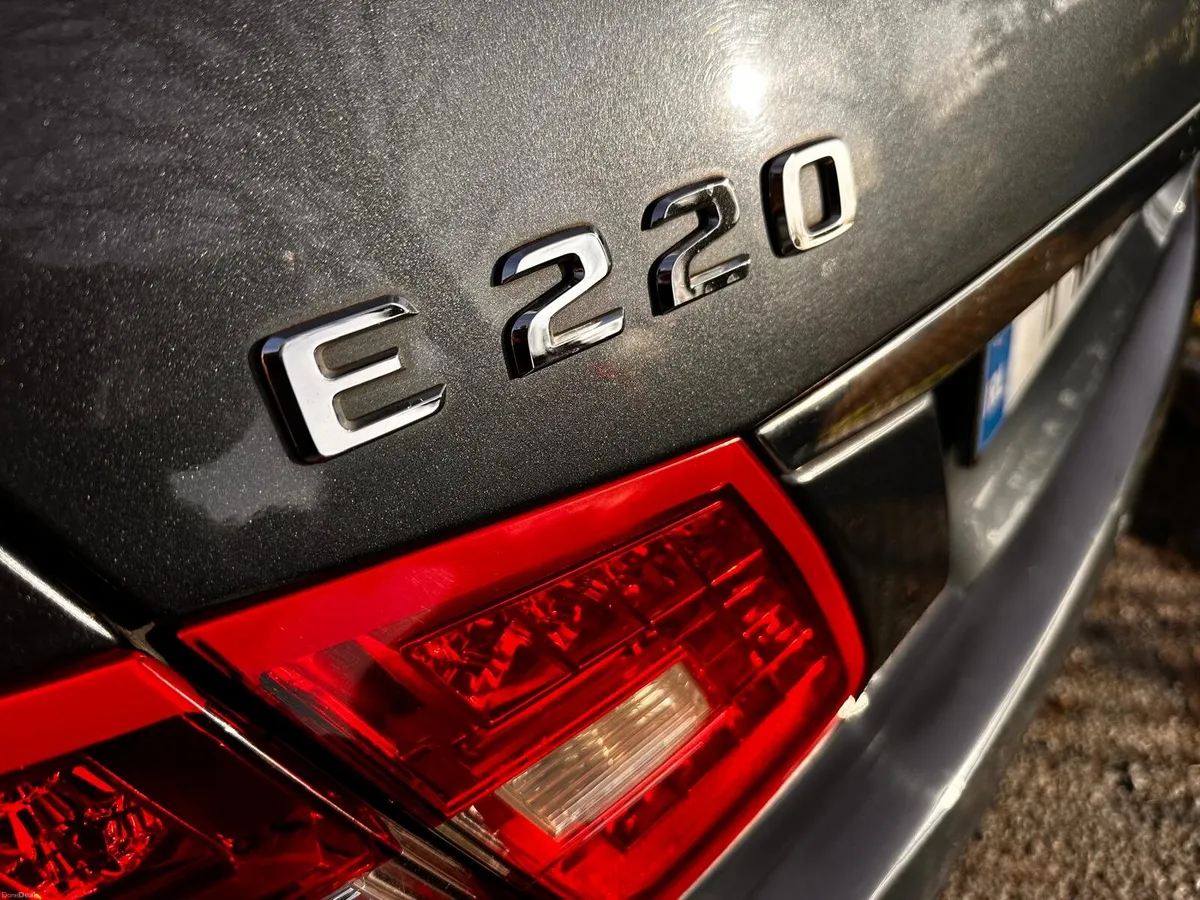 Mercedes E class Blue efficiency - Image 4