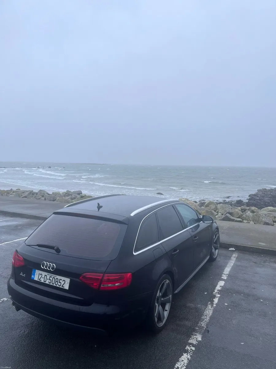 2012 Audi A4 Technik Manual Estate - Image 3