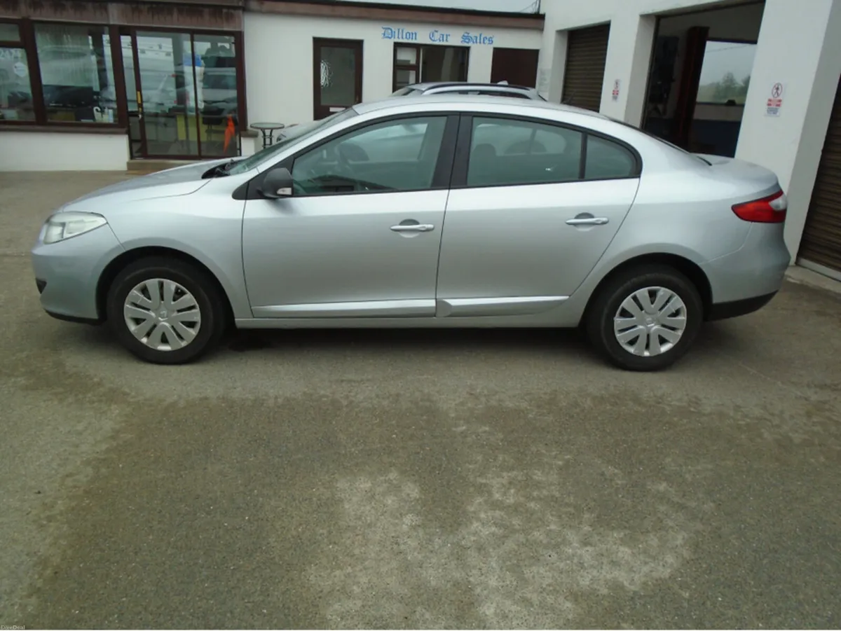 Renault Fluence EXPRESSION 1.5 DCI 90 4DR - Image 1