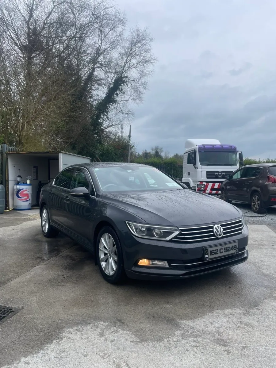Volkswagen Passat business S.E - Image 1