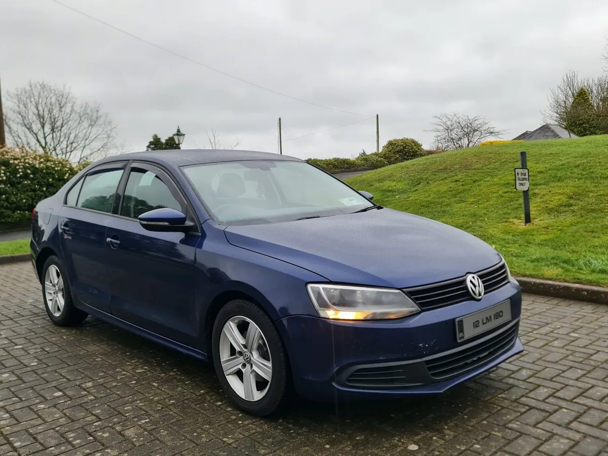 2012 vw jetta 1.6TDI NCT 02/27 - Image 3
