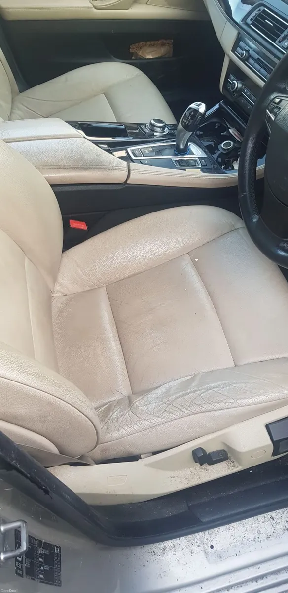 BMW 5-Series 2011 - Image 3