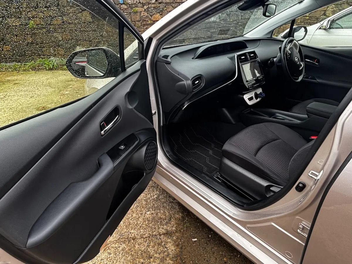 2017 Low KM – High Spec – Immaculate Condition 🚗 - Image 4